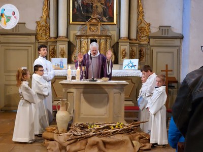 Messe animée par les CM2 - Eglise de Chatillon - 12 mars 2023 (8).jpg