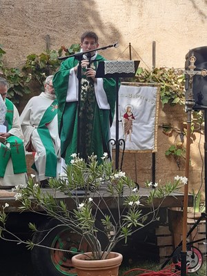 Messe d'action de grâce pour 2 ans de ministère du père Anthony Chopard (36).jpg