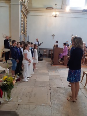  Les enfants chantent   L'esprit de fête éclatera (3)