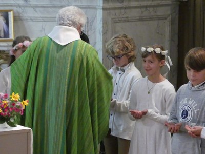 1ère des communions - Val de la Dame Blanche - Eglise de Bonnay - 27 sept. 2020 - Album photos 2 (32).JPG