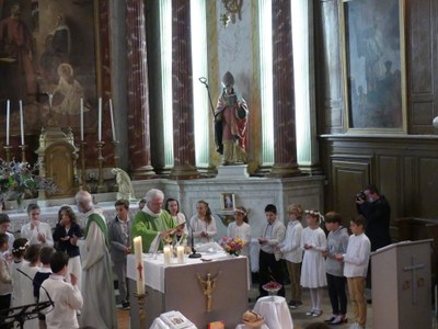 1ère des communions - Val de la Dame Blanche - Eglise de Bonnay - 27 sept. 2020 - Album photos 2 (42).JPG