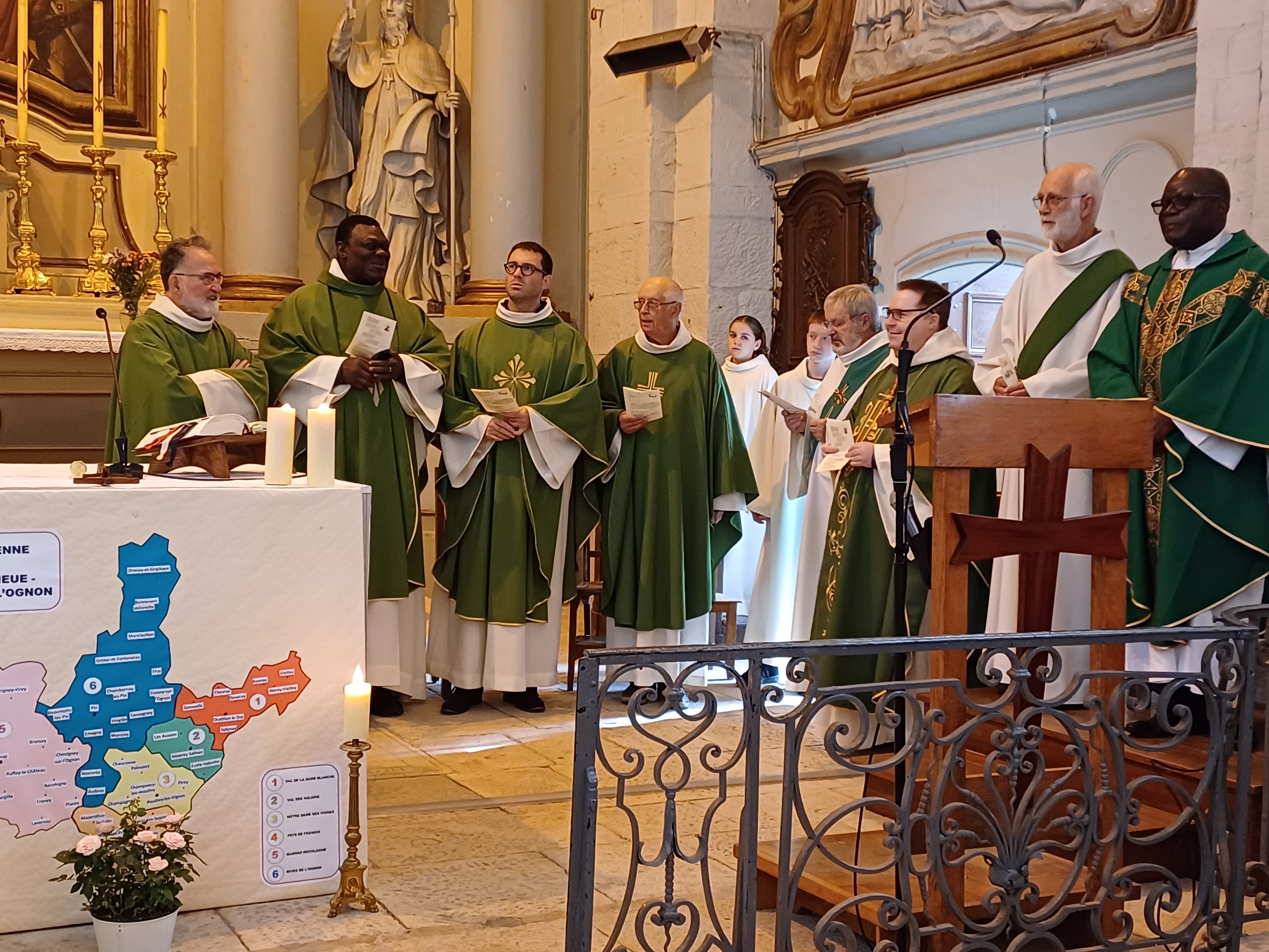 Messe de rentrée en doyenné - Eglise de Pin - 29 septembre 2024 (10).jpg