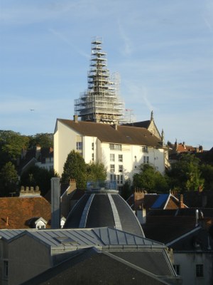 Echafaudage depuis balcon rue Mavia